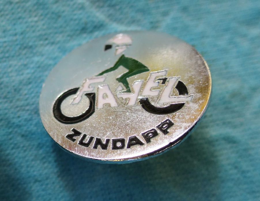 Emblema Famel Zundapp pin motorizadas motos motas 50 cc