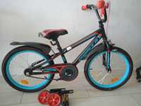 Велосипед дитячий, колеса 18 на 4-7 років.