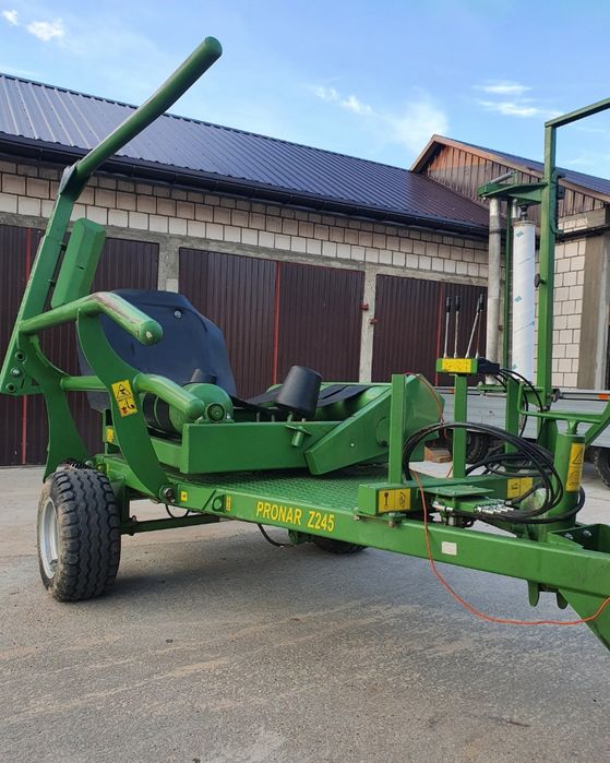 Owijarka Samozaładowcza Pronar z245, stan bdb (nie sipma metal fach )