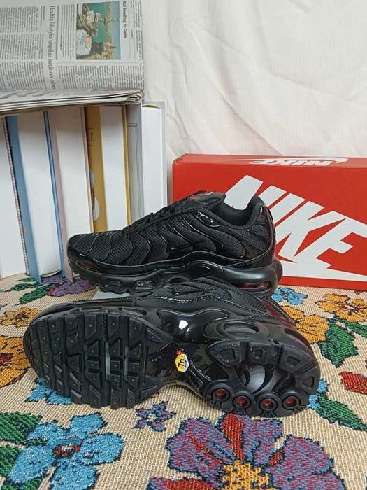 Buty Trampk Nike Air Max TN Plus Black R.43