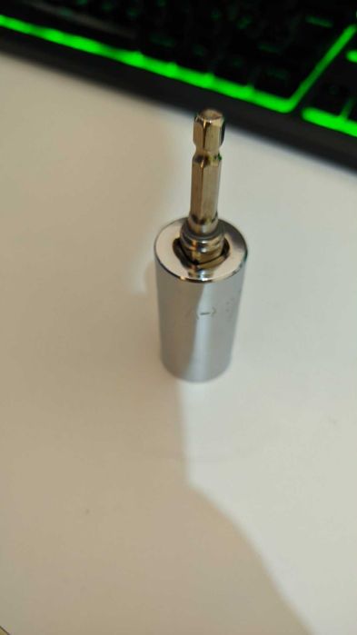 Chave de Torque Universal 7-19mm + Soquete Universal Multifuncional