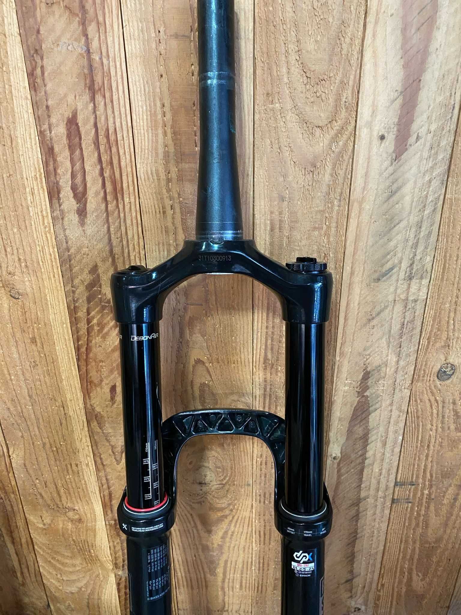 Suspensão RockShox Lyrik Ultimate 170mm
