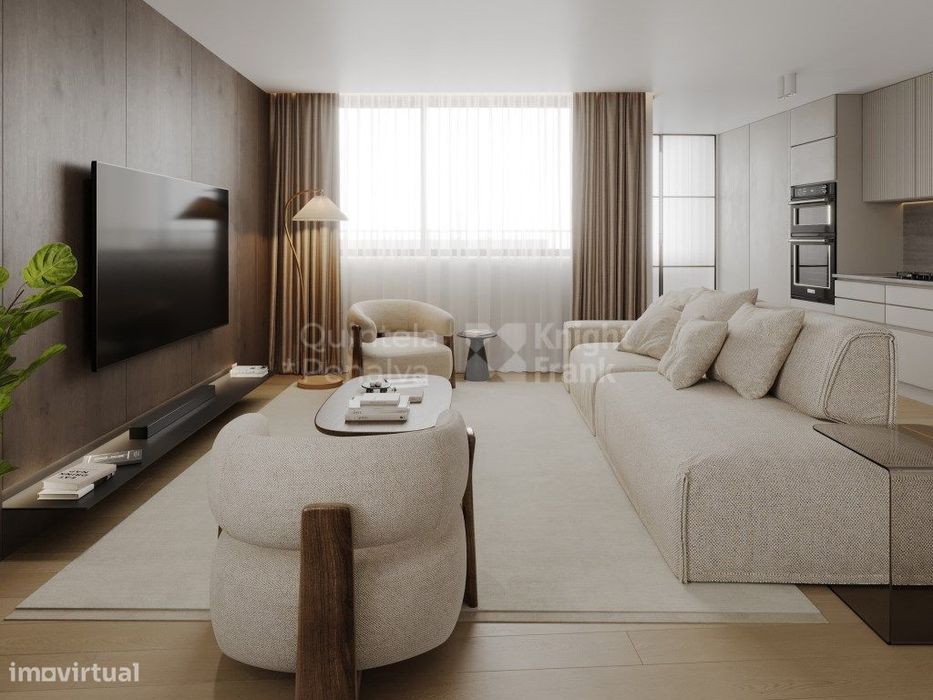 Apartamento T3 com terraço e garagem na Campanhã, Porto.