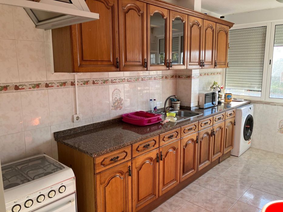 Quarto para arrendar no Cacem de cima