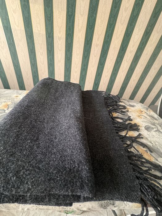 Piekne szale wielokolorowe 3 sztuki kazdy inny duże stan idealny