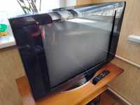 Большой красивый телевизор SAMSUNG. HDTV 1080i/720p. Digital100Hz.