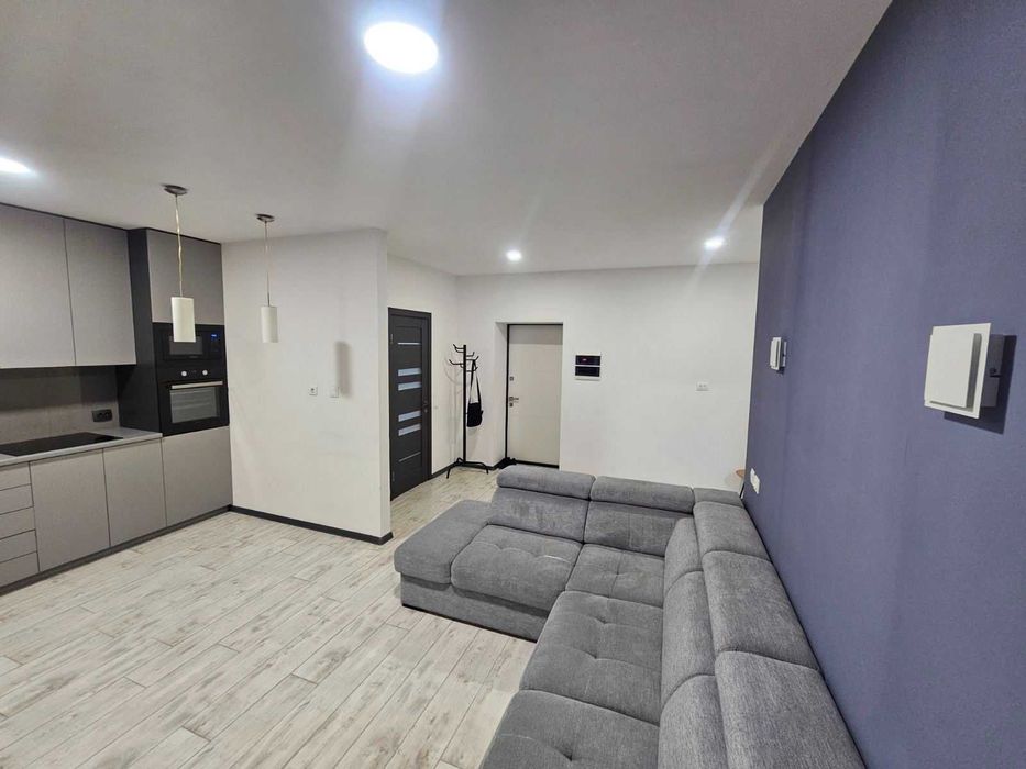 ЖК Ньютона, Нові Будинки. 49м²