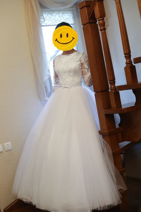 Весільня сукня..