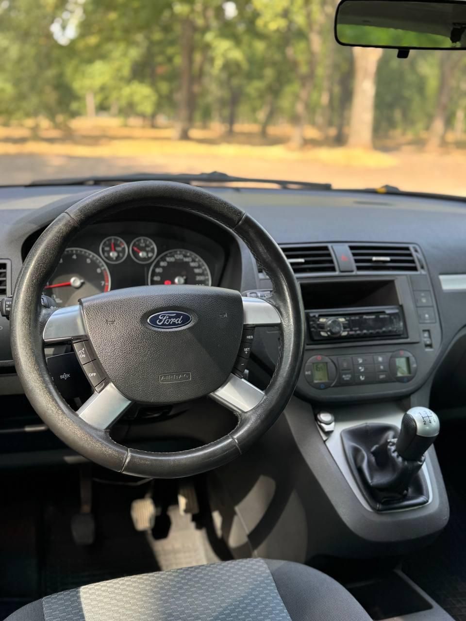 Ford c max 2005 рік
