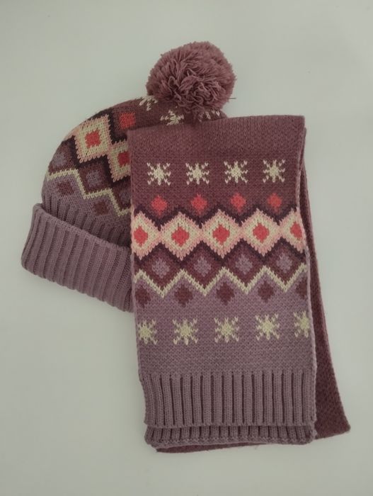 Nowy zestaw komplet czapka szalik