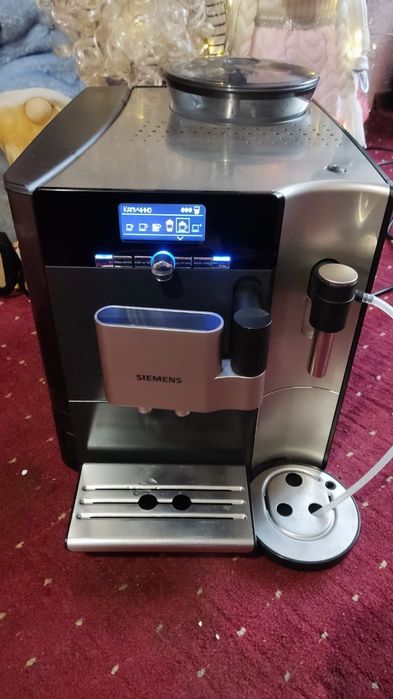 Eлітнa кавомашинa Siemens EQ.7 I-series – втілення інновацій та смаку)