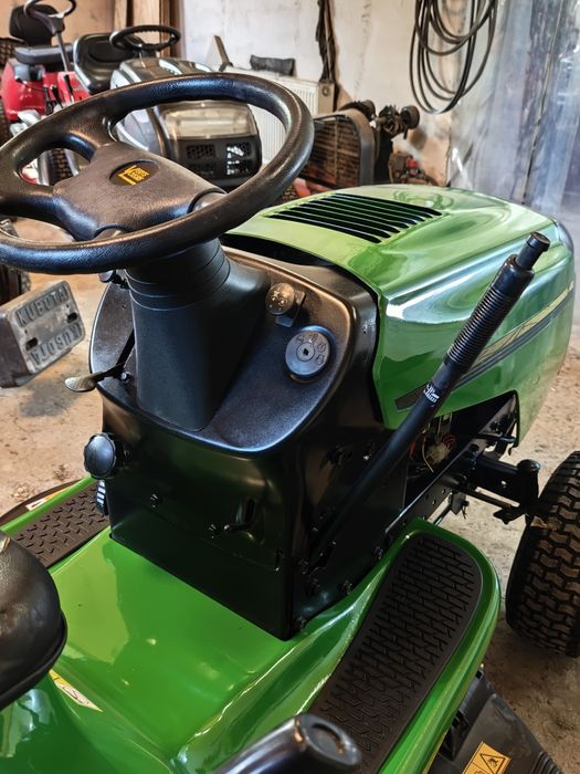 Садовий трактор газонокосарка Husqvarna 16hp