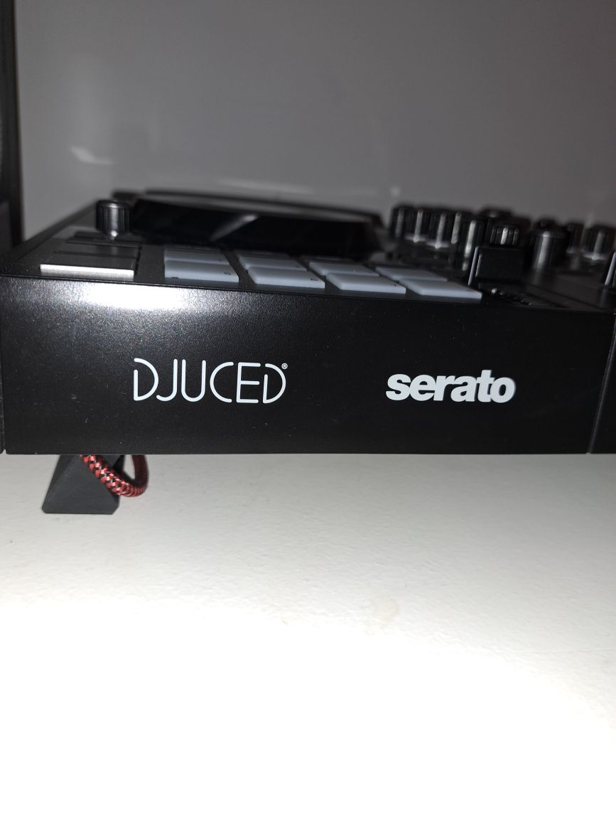 Herkules djcontrol inpulse 500. 2- kanałowy kontroler dj