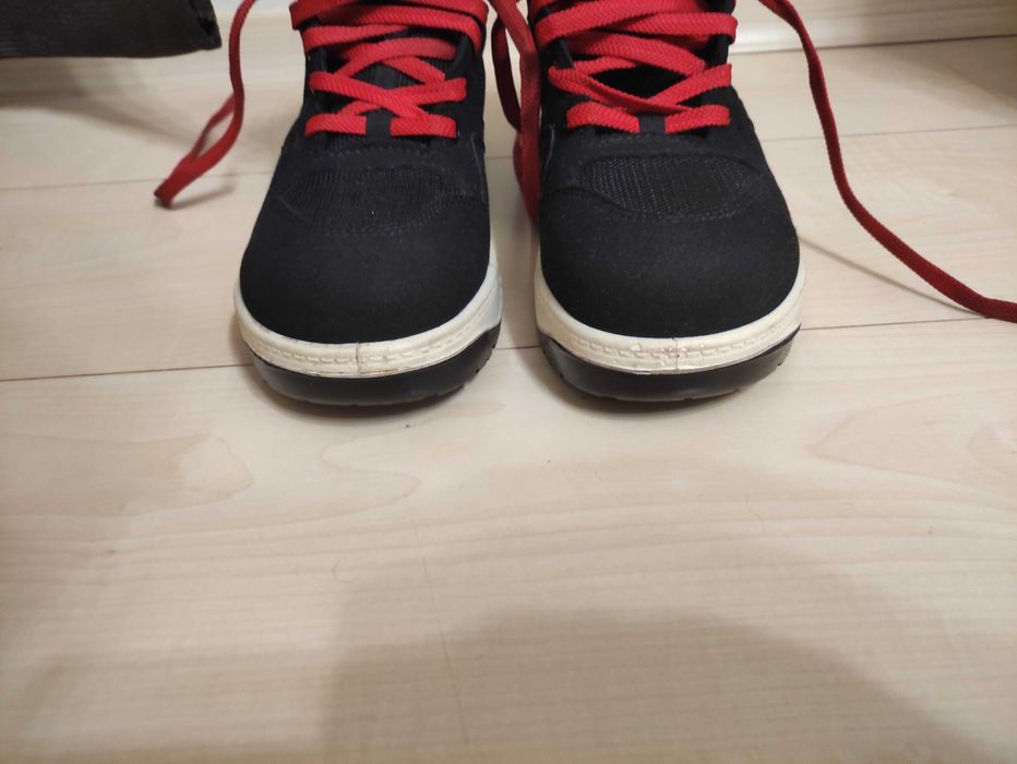 Męskie bezpieczne buty robocze Elten Lakers Black Mid r. 41 26,5 new