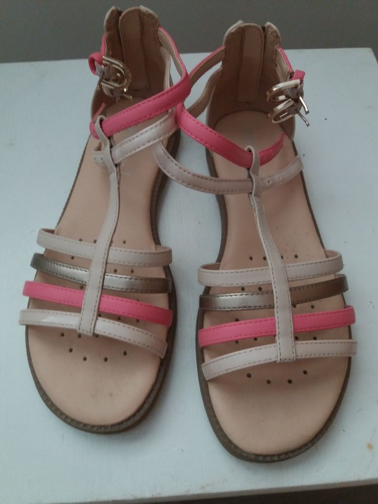 Sandalias Geox tam34