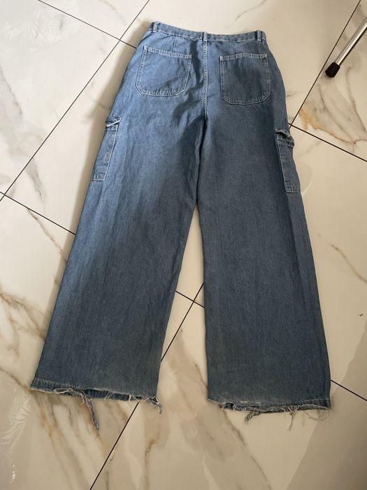 Damskie bojówki jeansowe  Bershka rozmiar 40