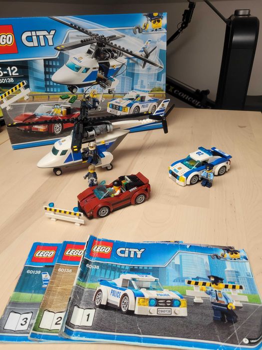 Zestaw Lego City - Szybki pościg 60138, 1 brak