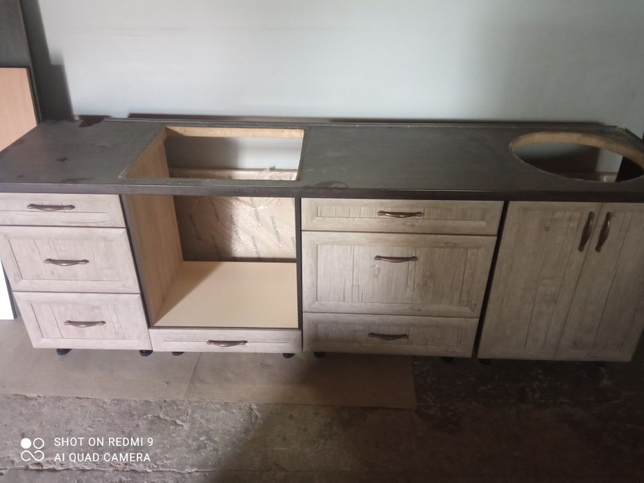 Продается Кухня верхняя хортица