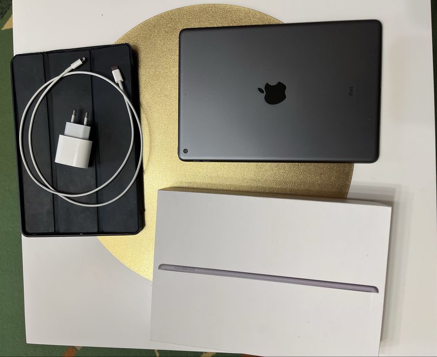 Apple iPad 9 10.2" 64GB Wi-Fi Space Gray 2021