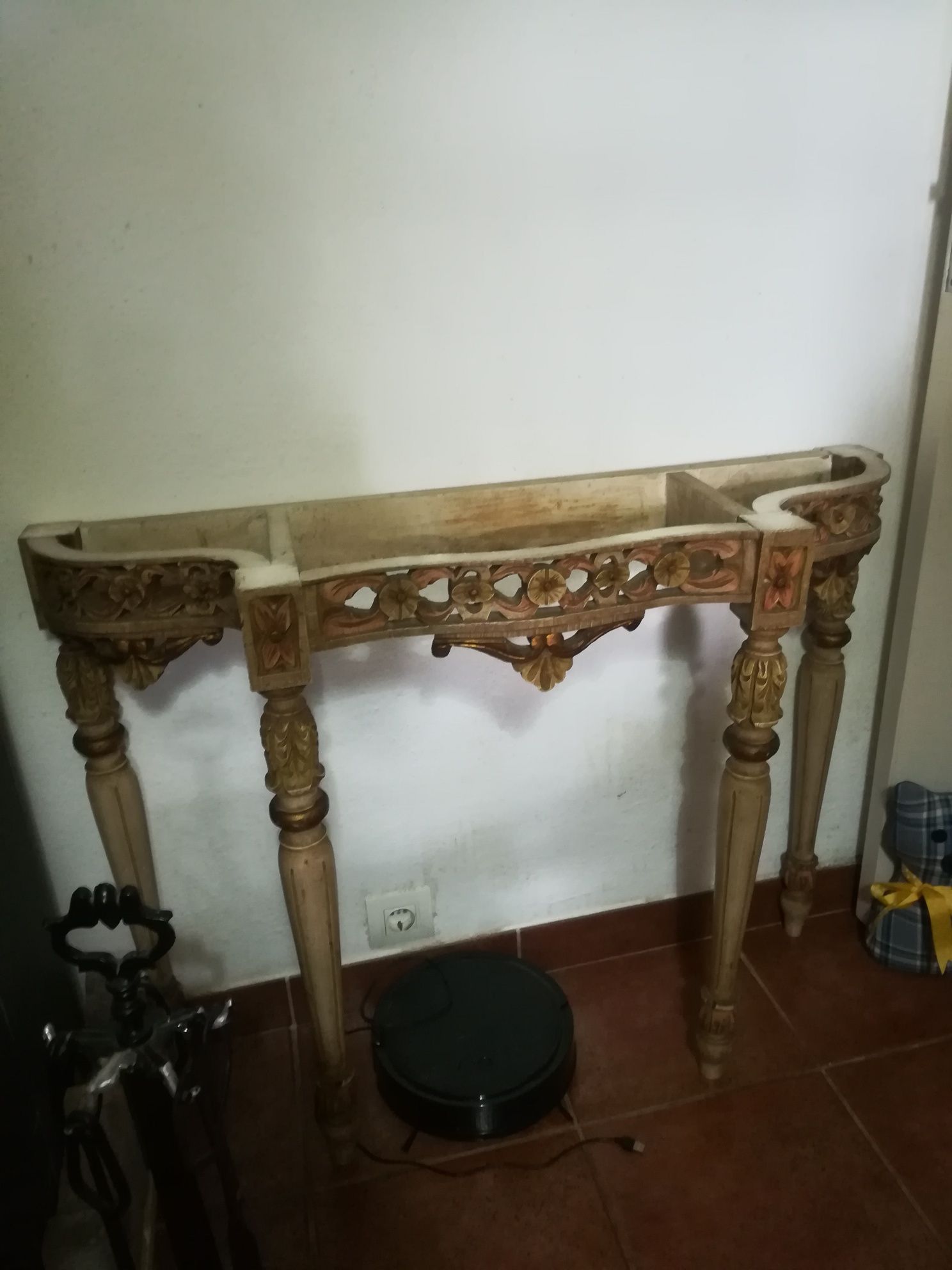 Mesa de apoio antiga
