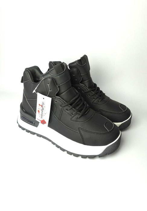 Czarne buty sportowe ocieplane zimowe nowe Okazja 41