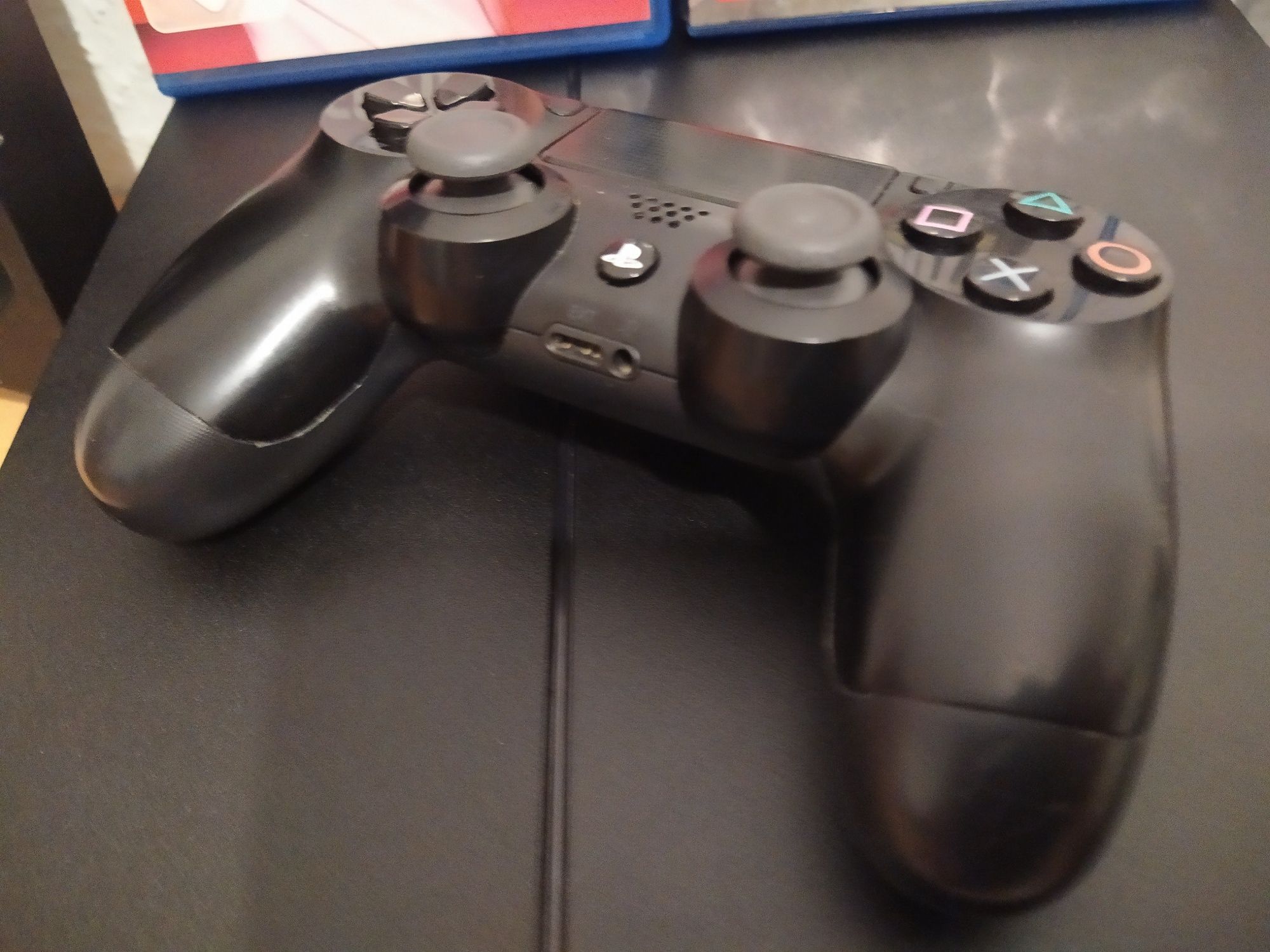 Sony PlayStation 4. 500Gb. Ігри. Станція зарядки
