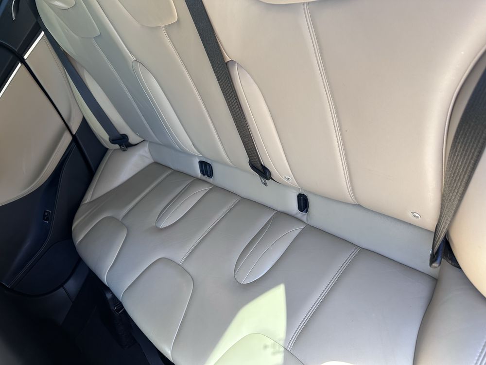 Tesla Model S 75D 2017