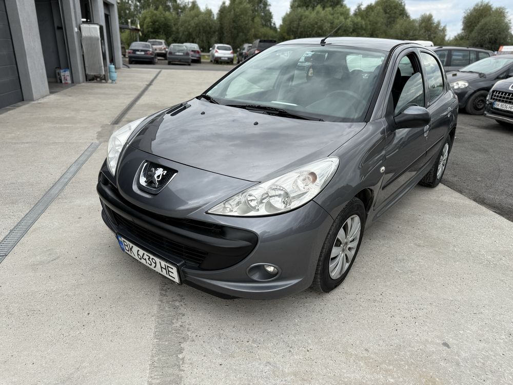 Peugeot 206 Plus