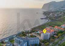ARRENDAMENTO | Apartamento T1+1 Mobilado e Equipado | Estrada Monument