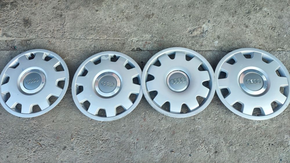 Продам ковпаки на диски Ауді