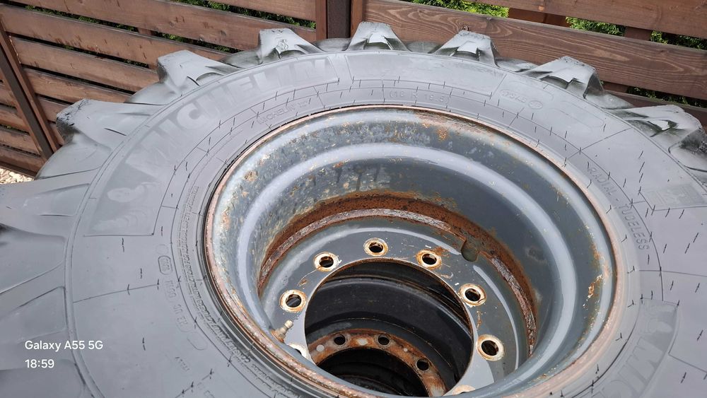 Komplet 4 szt kół 10 dziur 445/70 R19.5