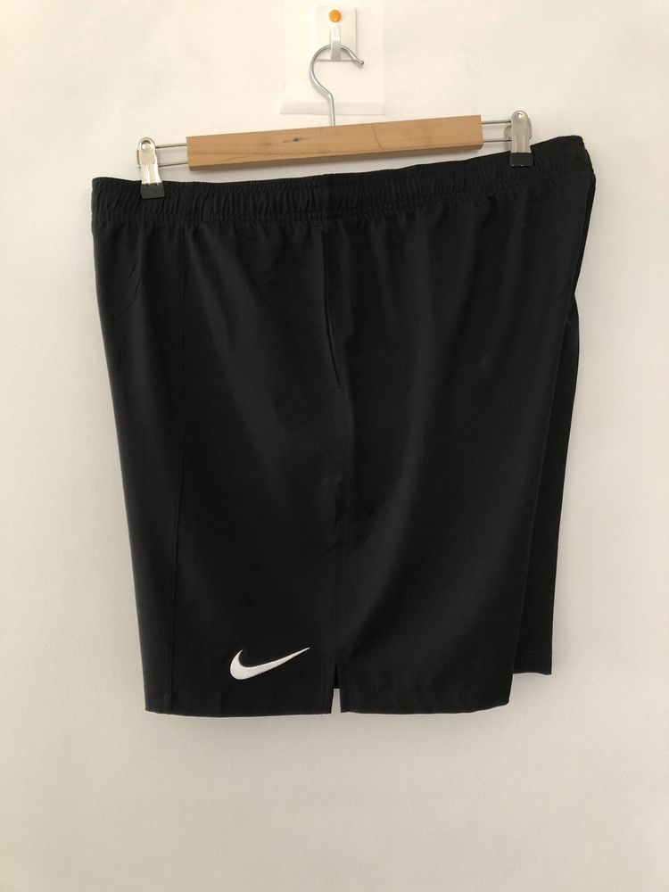 Nike Dri-Fit XXL męskie spodenki sportowe do biegania