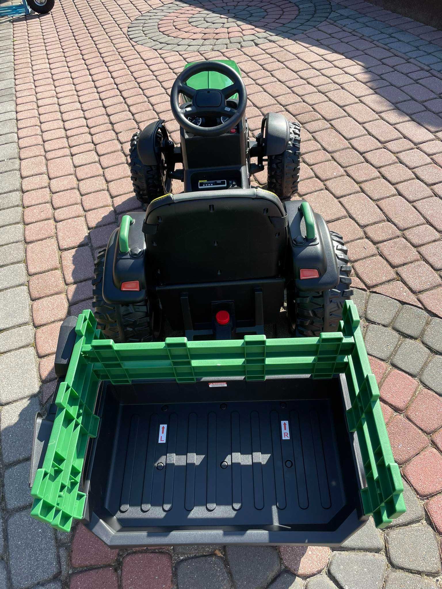 Duży Traktor na akumulator z Przyczepką Pilot elektryczny samochód