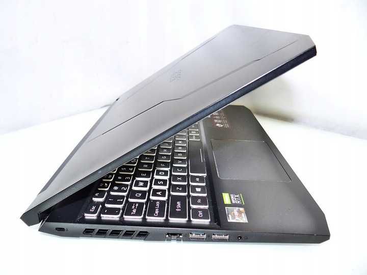 Acer Nitro 5 AN515-45-R6JT / GeForce RTX 3060 / 32 GB RAM / 1TB M.2