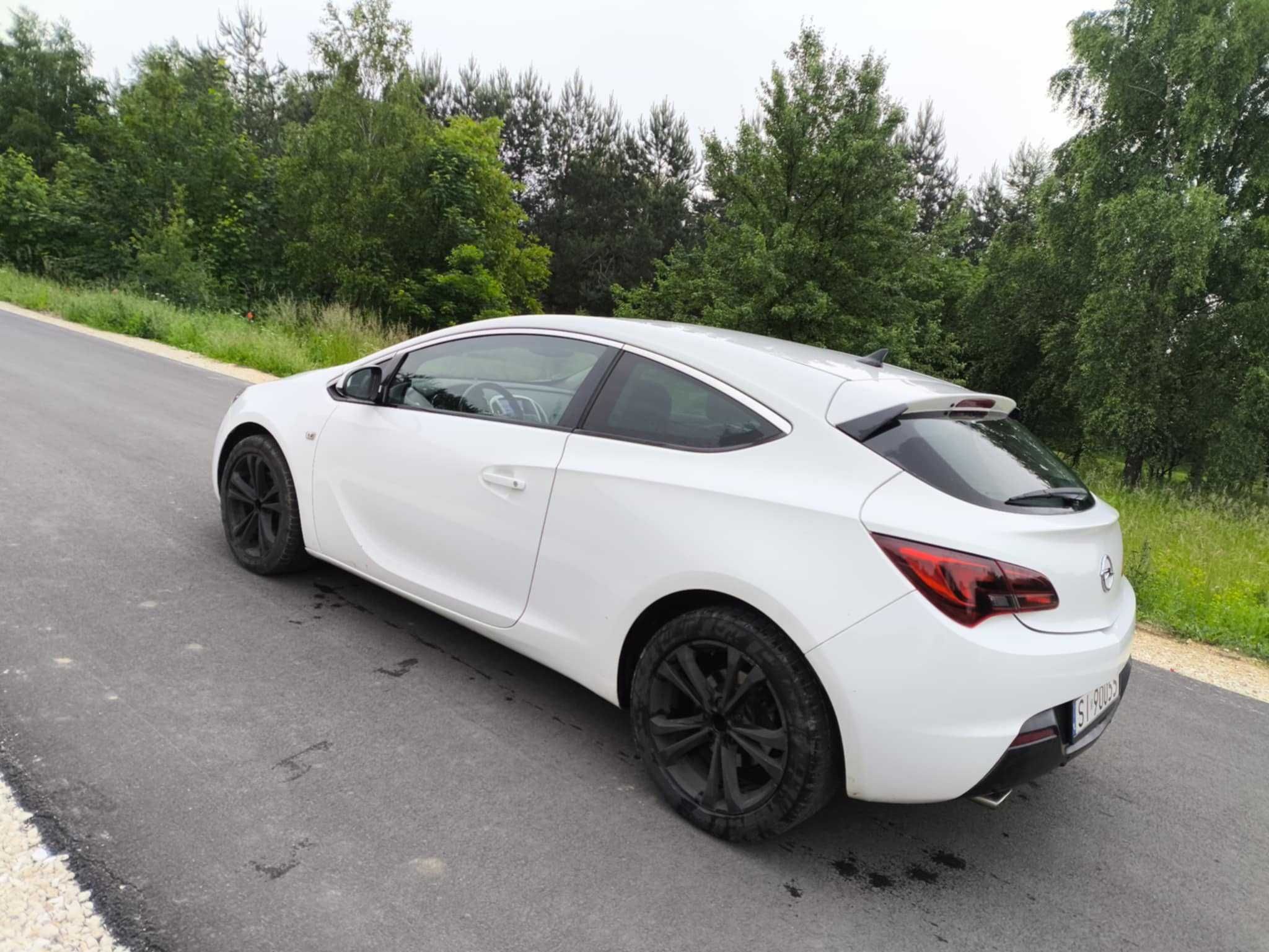 Astra GTC 1.6T 2011