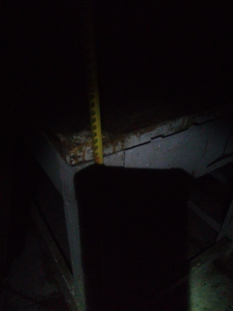 Stoł loft zabytek z wojskowego szpitale lata 60 petarda  duży ciężki