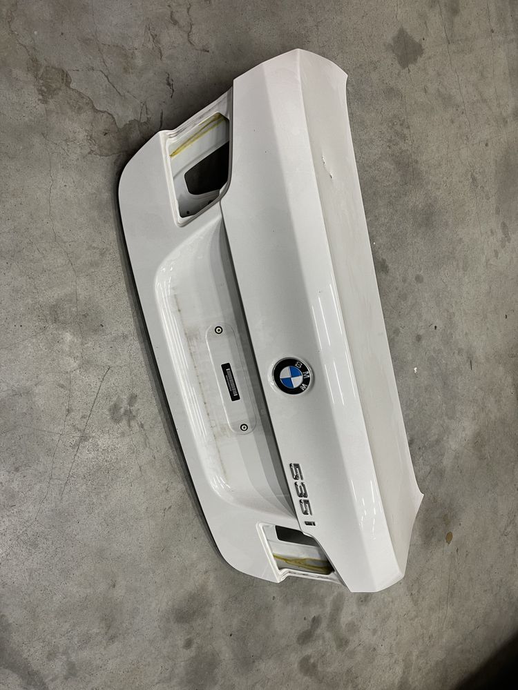 Продам крышку багажника BMW F10