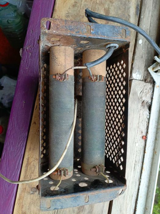 Реостат ползунковый 150 Ом/1 А/150 Вт  и  48 Ом/ 2,27 А/ 250 Вт