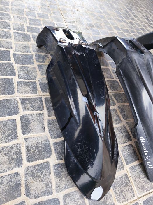 Guarda lamas frontais