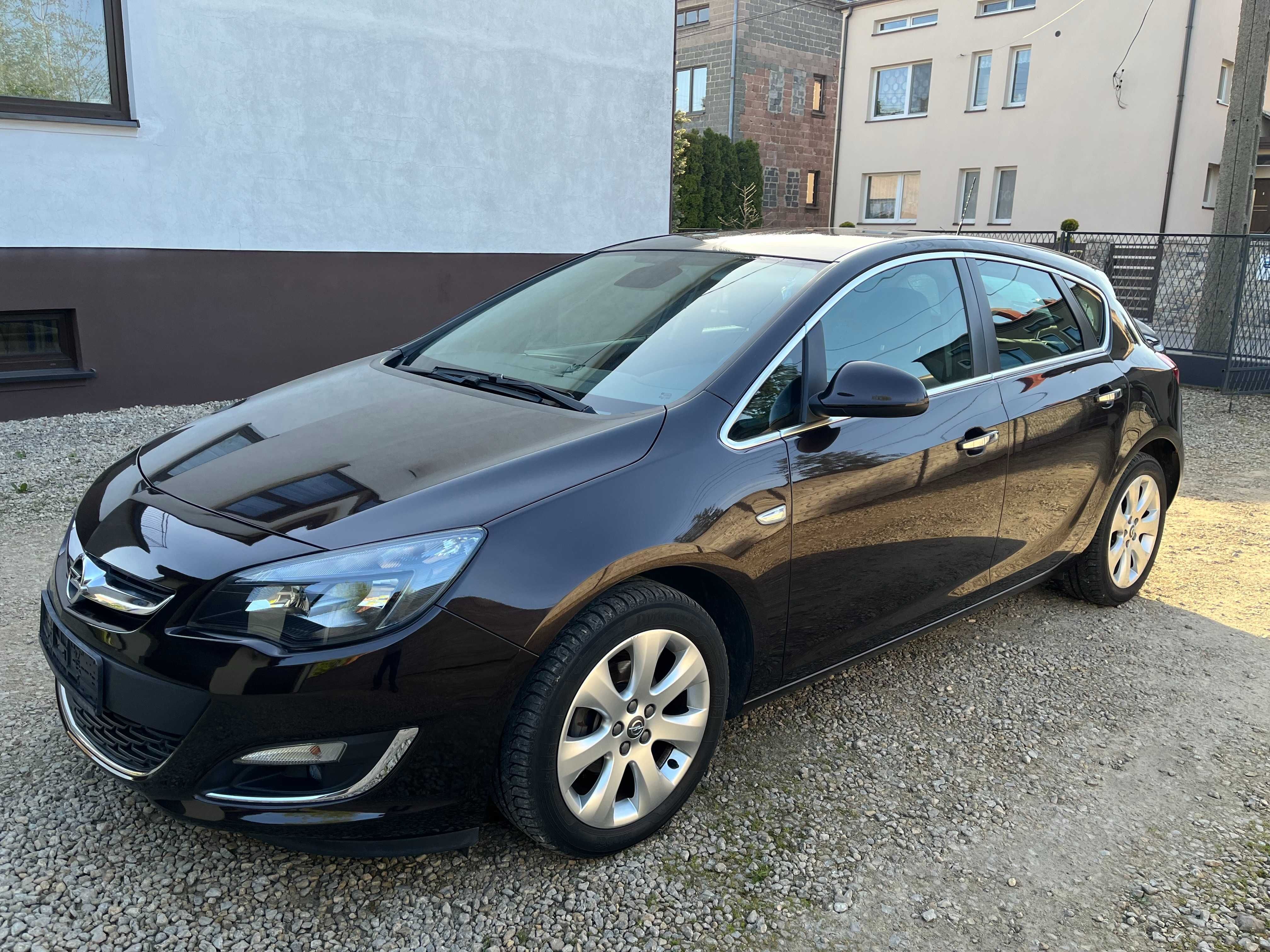 Opel Astra 1.4 Turbo 140KM 2013r Lift, Skóra, Oryginał lakier