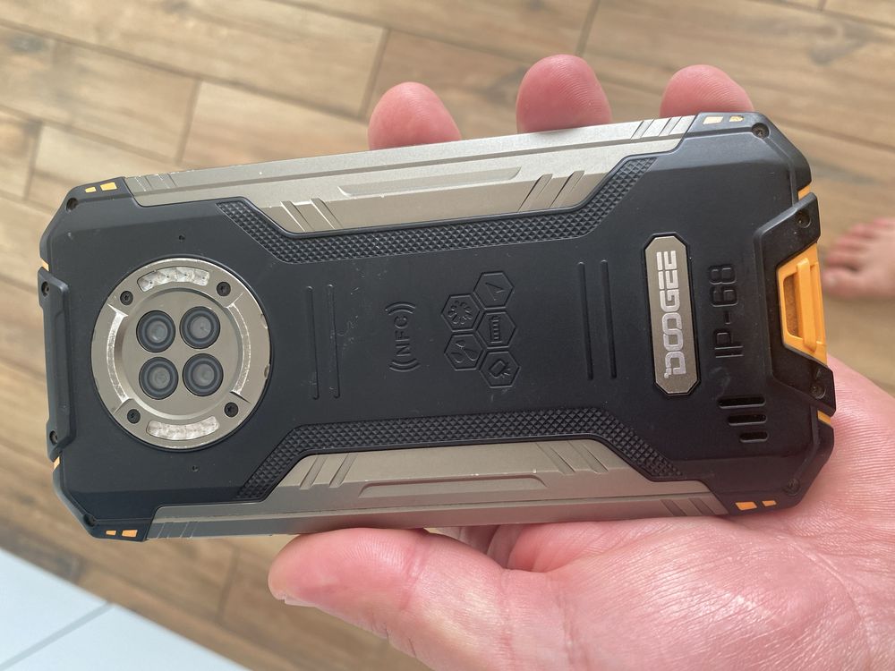 Pancerny DOOGE S96 pro