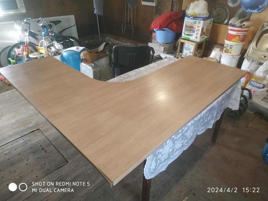 Стільниця кутового комп'ютерного стола