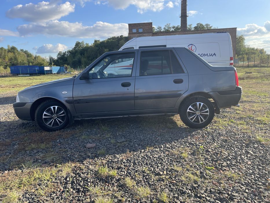 Dacia Solenza Дачія Соленза