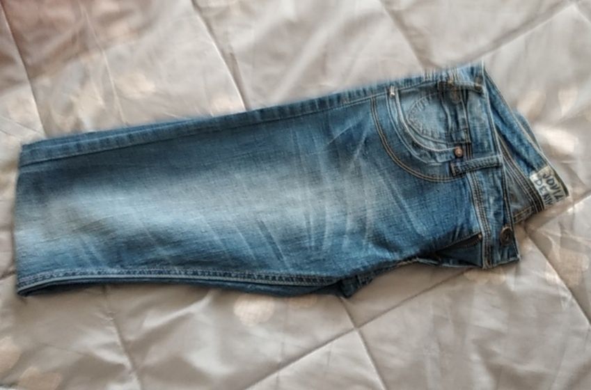 Calças de ganga, marca Jovial Denim