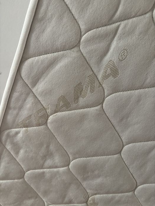 Colchão criança praticamente novo  com resguardo oferta