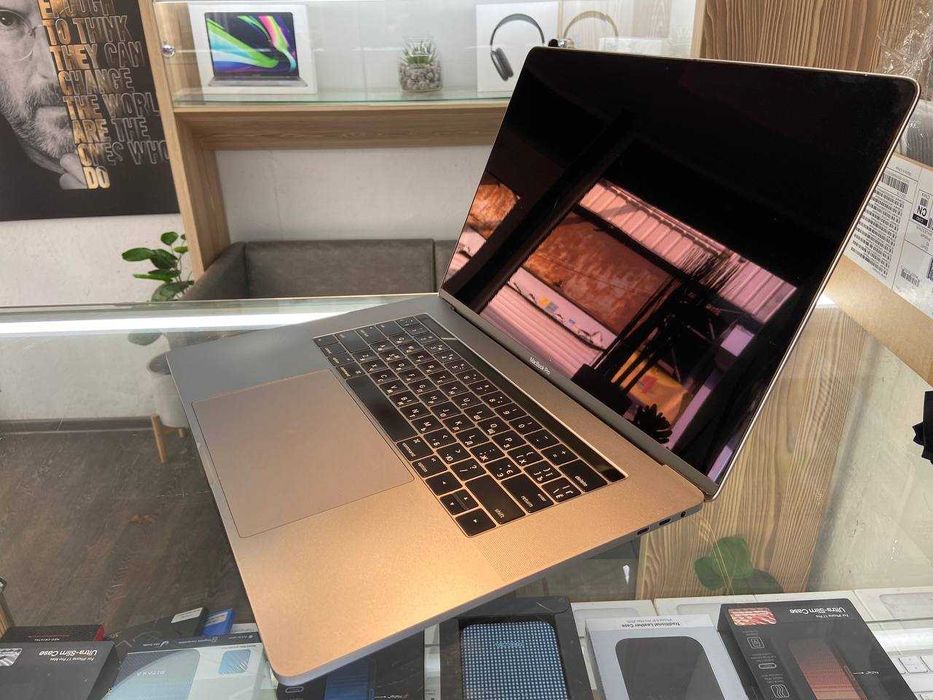 MacBook Pro 15" 2016 i7 16/512GB Space Gray | Гарантія | Магазин