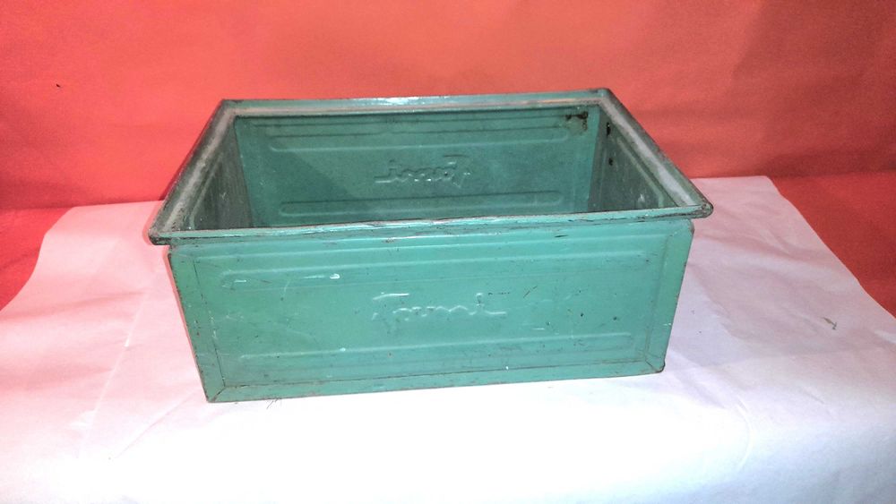 metalowa  skrzynka Fami warsztatowa magazynowa