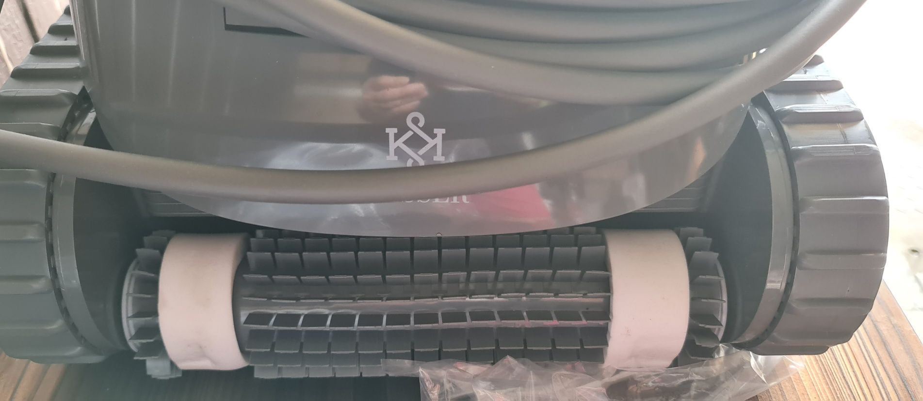 Automatyczny Robot Do Czyszczenia Basenu Kesser