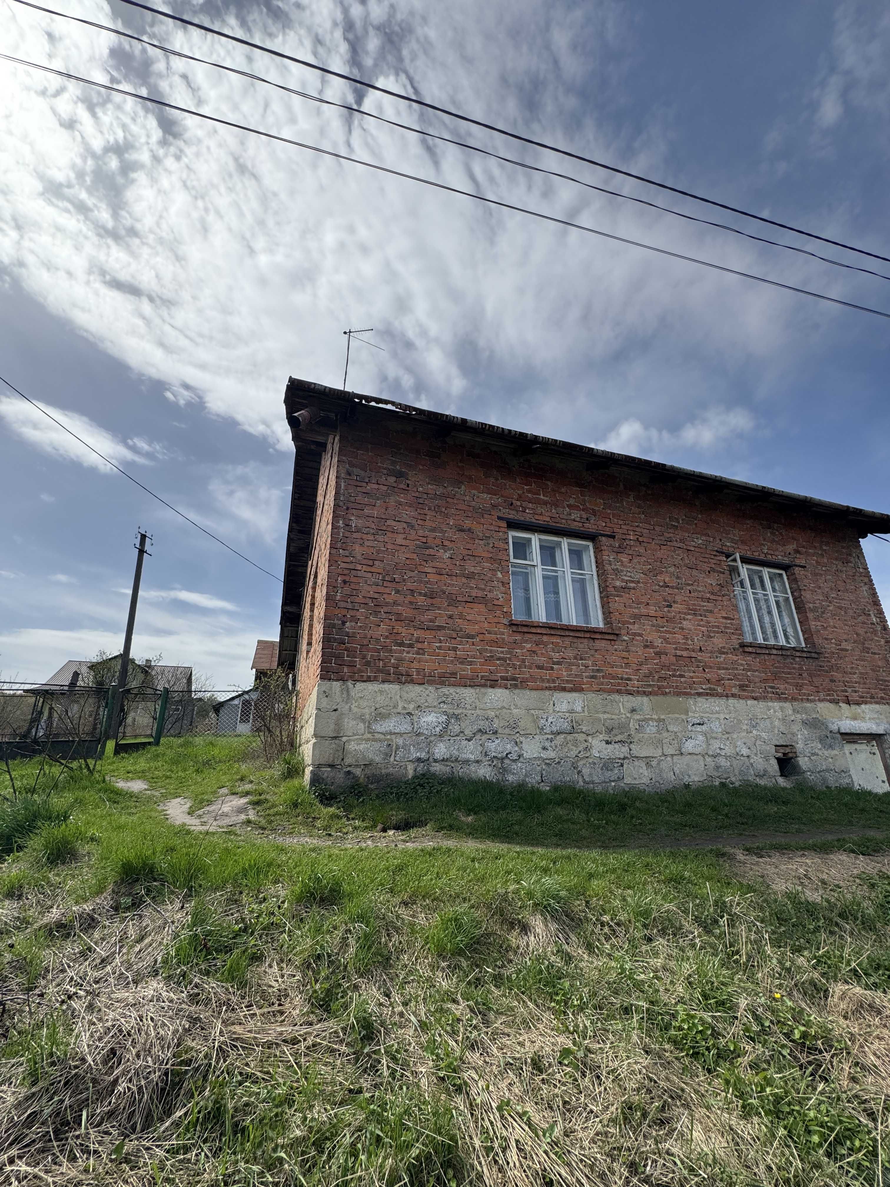Продаж окремого будинку близько Сихова , Давидів
