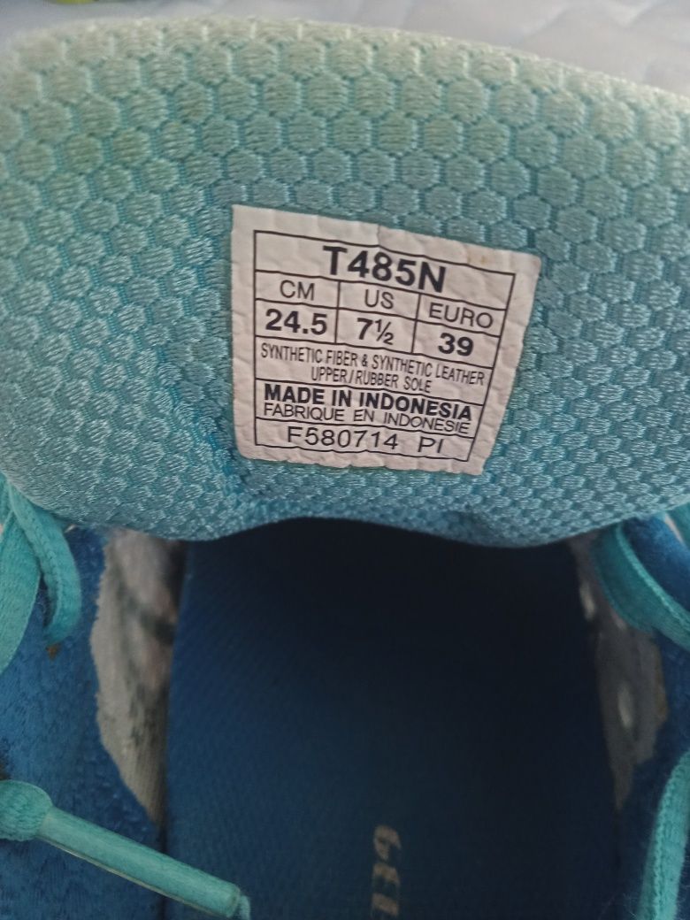 Кросівки ASICS GEL-NIMBUS 16 В оригіналі. В ідеалі.